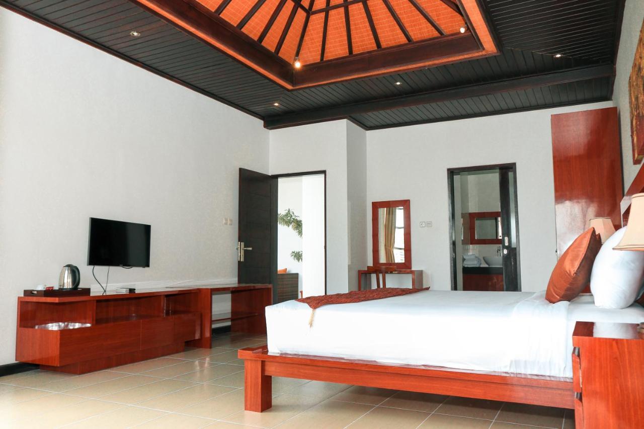Argya Santi Suite And Villas Seminyak  Exterior photo